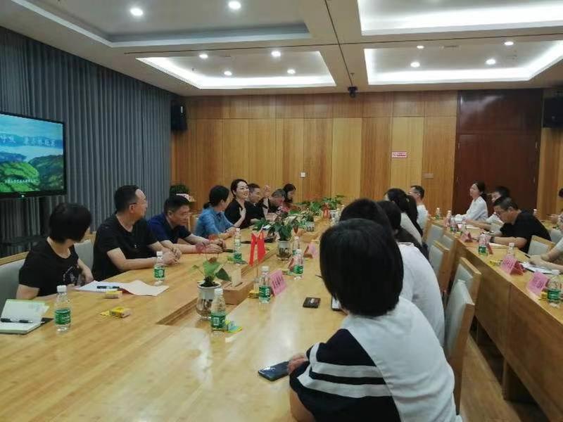 洪雅青神两县科协“共享”交流