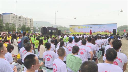 邻水县：增强全民禁毒意识