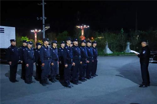 护航“红马” 岳池公安开展治安集中清查行动