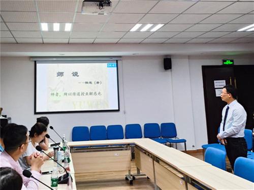 助力临床强思政 青春谱写新征程