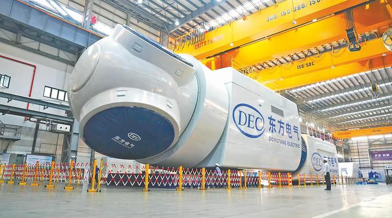 我省研制的全球最大直驱海上风电机组下线