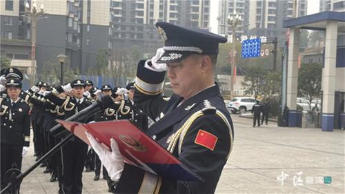 内江市中区：以警之名 守护人民