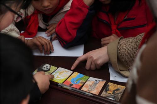 “橙衣计划”与爱同行 让孩子们走出物质和精神的双重困境