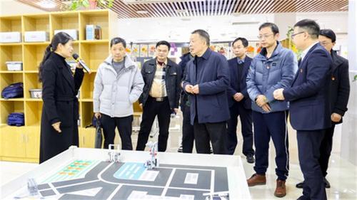 巴中市教科所携手巴州区四小举行党建联建活动 