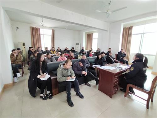 岳池县市场监管局城北所召开小餐饮店安全生产约谈会