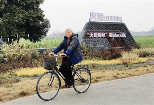 单车上路赴乡村  三年拍照千余张