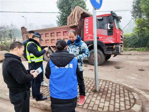 罗渡镇：毒驾宣传不停歇 守护平安不“毒”行