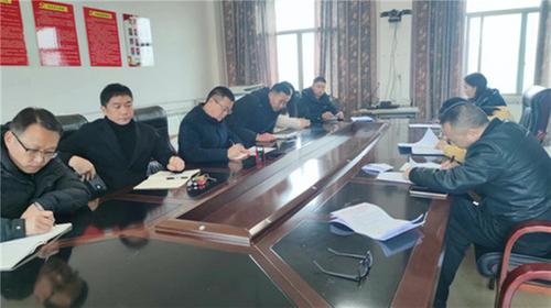 东坡区市场监管：严把食品安全关 护航开学“第一餐”