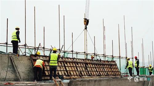 内江市市中区：锚定目标 加快推进项目建设