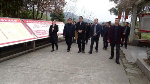 团省委到巴州区奇章中学调研少先队工作