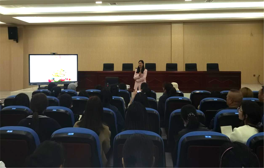 枣山小学举办“吃出健康的科学与智慧”科普讲座