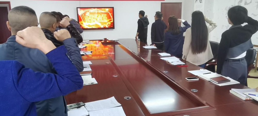 广安经开区枣山小学校党支部开展“5+N”主题党日活动