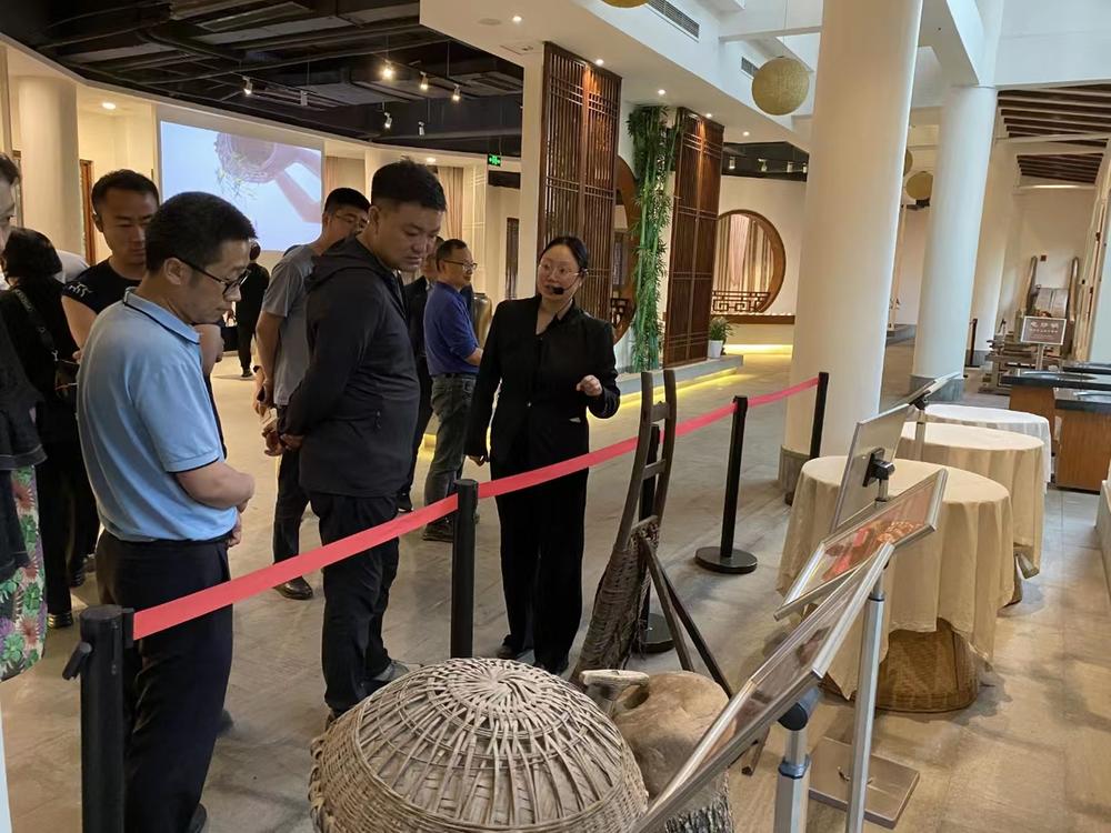 甘孜州科协赴名山考察茶业科技小院创建工作