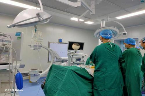 游仙区人民医院中医科成功开展首例脊柱内镜微创手术