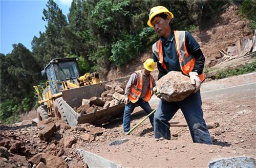 冲刺“最后一公里”！内江市东兴区重点交通项目有序推进