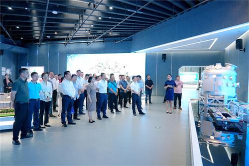 进企业、进园区、进集群