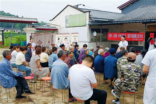 三台县立新镇中心卫生院开展迎端午中医药文化推广活动