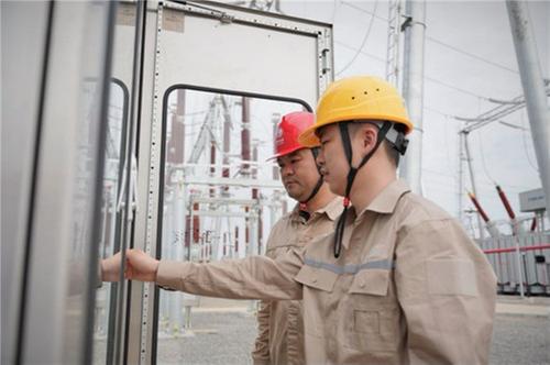 度夏供电添保障 眉山首座HGIS变电站投运