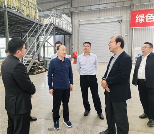 巴州区科技企业全职引进1名高层次创新人才