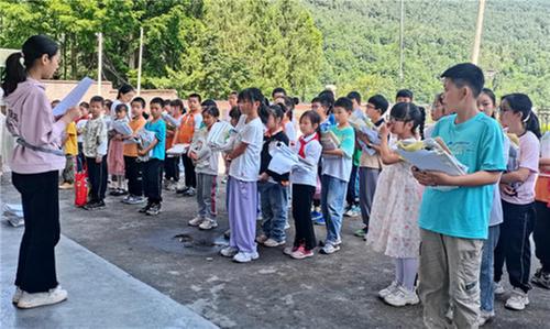 南江县石滩九义校开展“一木环保”主题教育活动