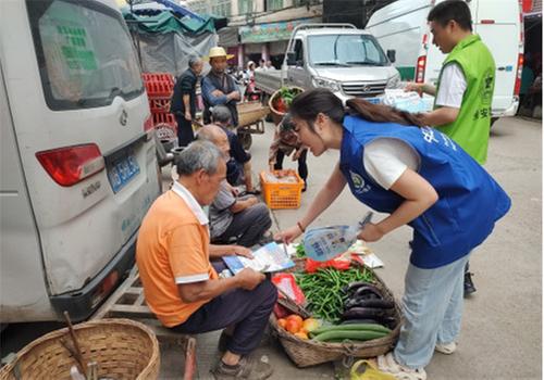 中江县永安镇“双管齐下”深入开展反诈宣传