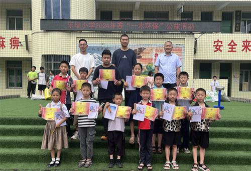 南江县沙河镇乐坝小学开展2024年春“一木环保”公益活动