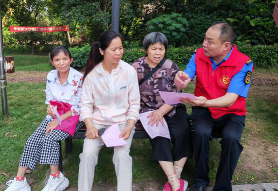 武胜县综合行政执法大队开展法治宣传活动