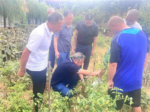 什邡市精神卫生中心开展“红心向党 真心为民”主题义诊活动