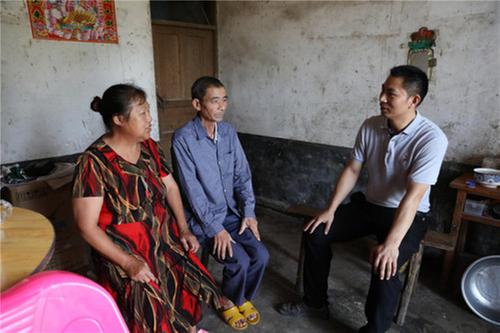 倾听老兵心声 力解期盼之困