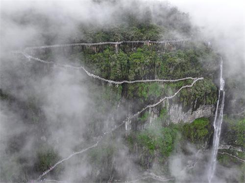 眉山洪雅：暑假“趣”瓦屋  新场景引游人