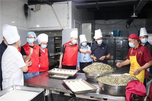 广安市、岳池县联合开展“六一”儿童节、中高考期间食品安全志愿服务活动