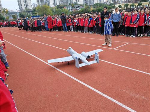 安岳县在第二十二届四川省青少年机器人竞赛中斩获佳绩