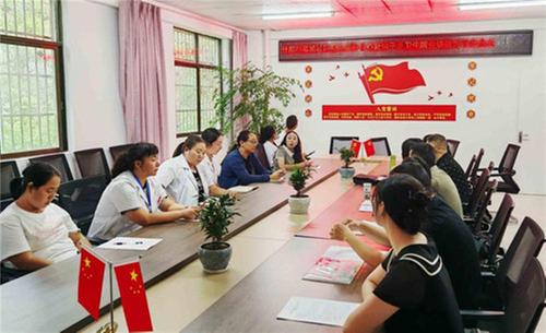 携手共筑健康梦  “医”路同行绘新篇