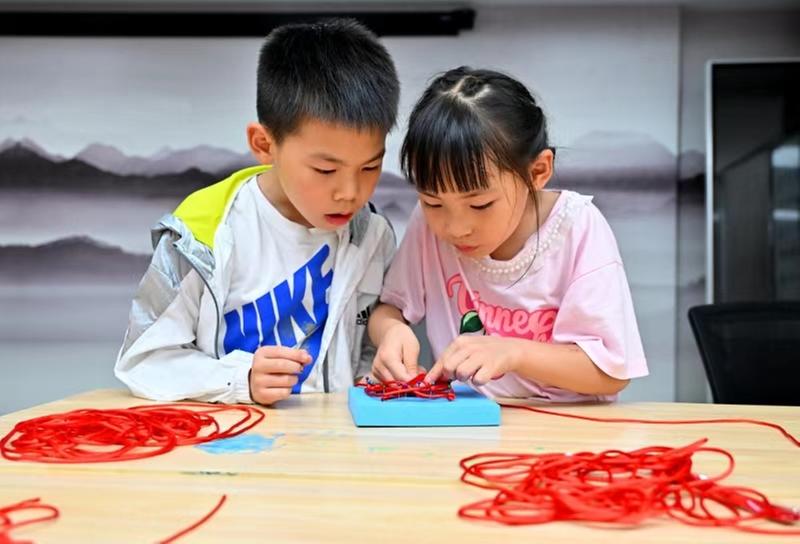 仁寿县：公益课堂让暑期有“知”有味