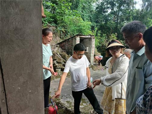 罗渡镇三举措做好森林防火工作