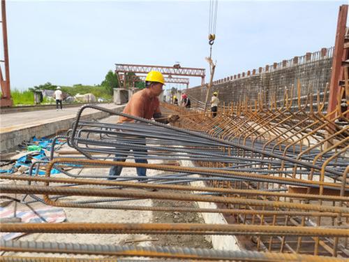 邻水县：交通建设加速跑 助力发展新跨越