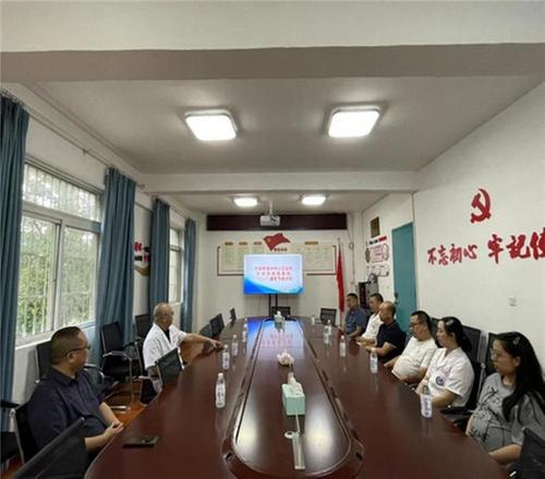 什邡市民族医院开展喜迎“八一”建军节活动