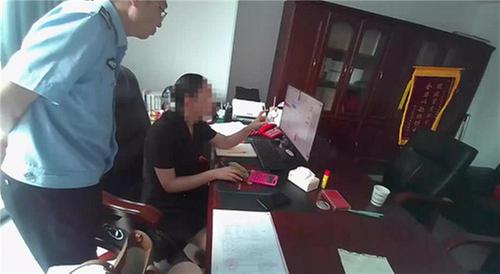 华蓥警方迅速出击 9分钟挽损298.5万元  