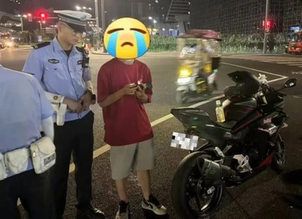 眉山市公安局天府新区分局重拳出击,整治“飙车炸街”违法行为