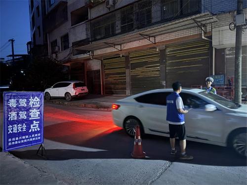 兴隆镇开展“毒驾”治理宣传教育活动