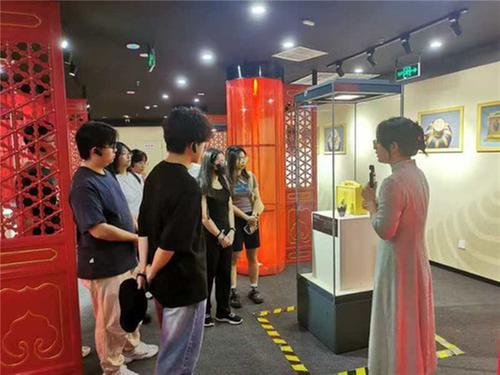 2024年港澳台大学生暑期研学活动首站在名山区开展