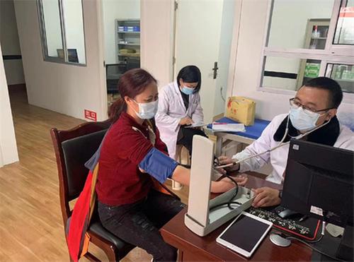丹棱县：医保下沉  打通服务群众“最后一公里
