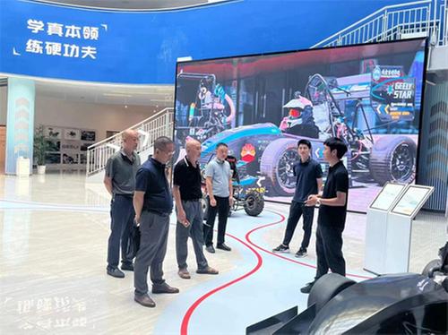 推动产学研商融合创新