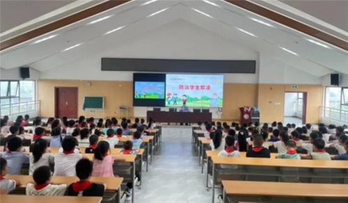 眉山天府公安：演练+宣传 为校园安全“加码”