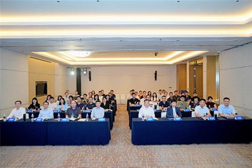 人工智能与产学研协同育人论坛 | 探讨产教融合与科教融汇，共谋AI时代教育创新