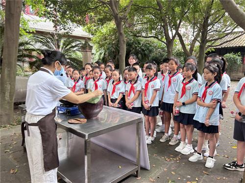 洪雅县：以非遗体验之旅涵养家国情怀