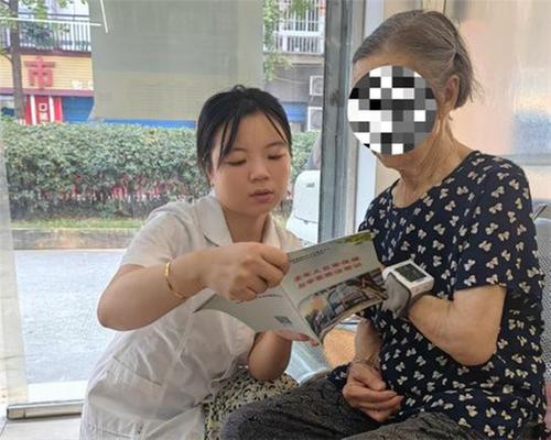 什邡市雍城社区卫生服务中心：倾听失能老人诉求，健康服务到“家”