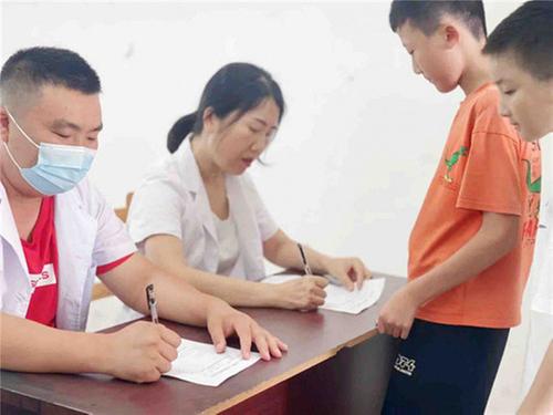 什邡市湔氐镇卫生院开展新生入学结核筛查工作