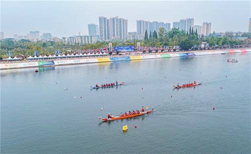 “桨”领时尚  逐水踏浪