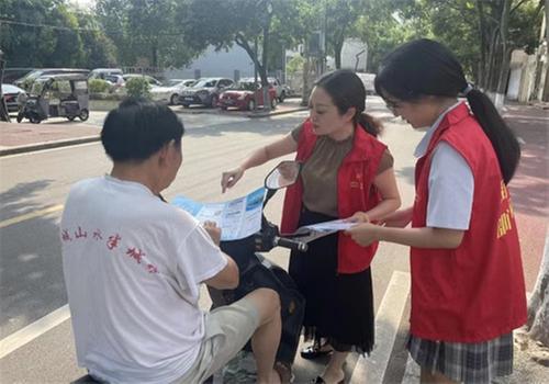 青神县：群防群治筑防线 凝心聚力护平安